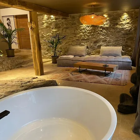 Nuit Romantique , Rencontre Avec La Nature
